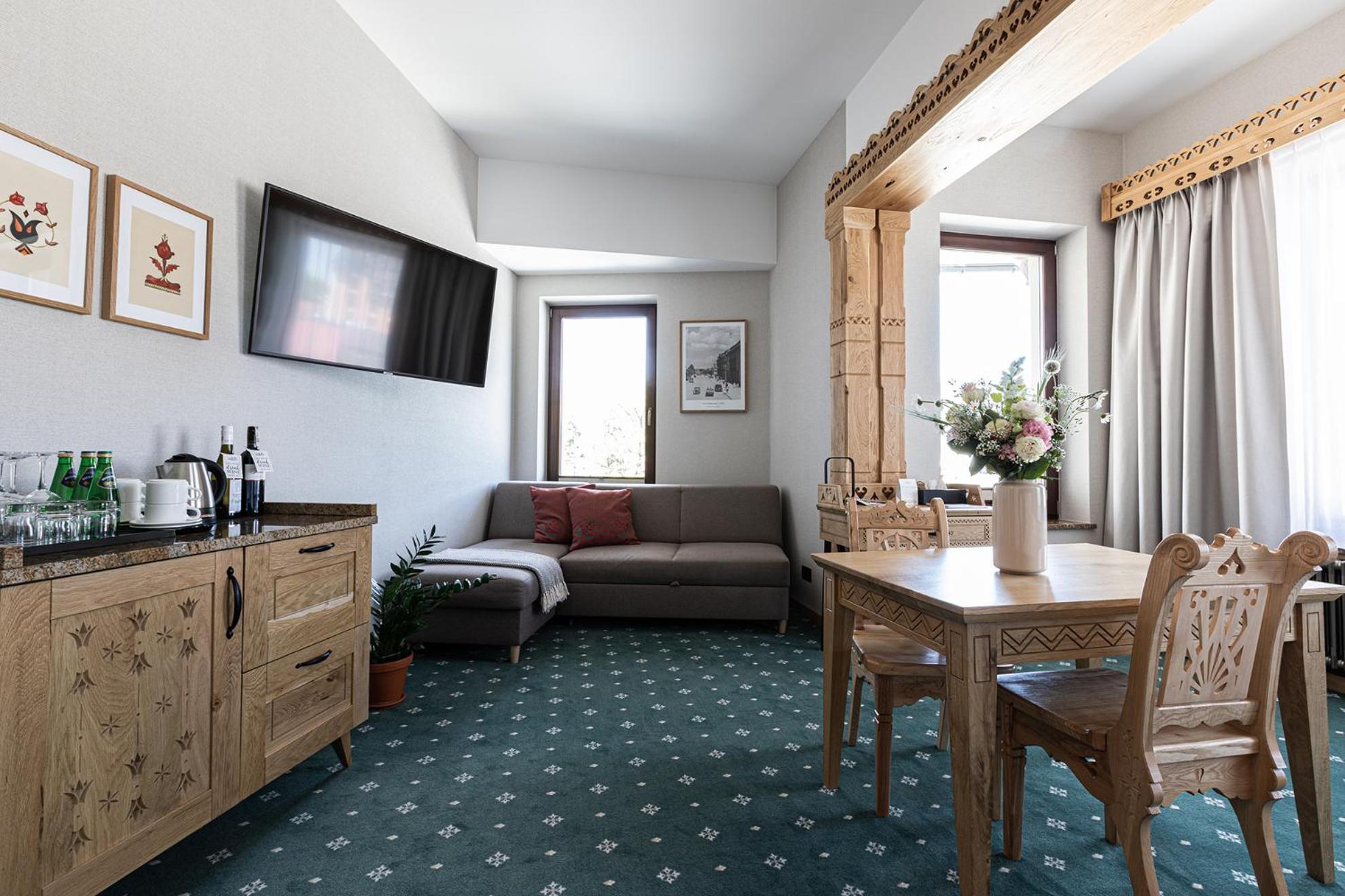 Aparthotel Cristina 4*