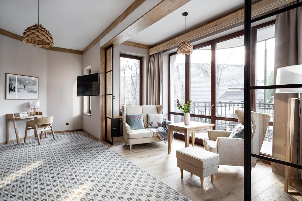 Cristina Hotel apartamentowy 4*