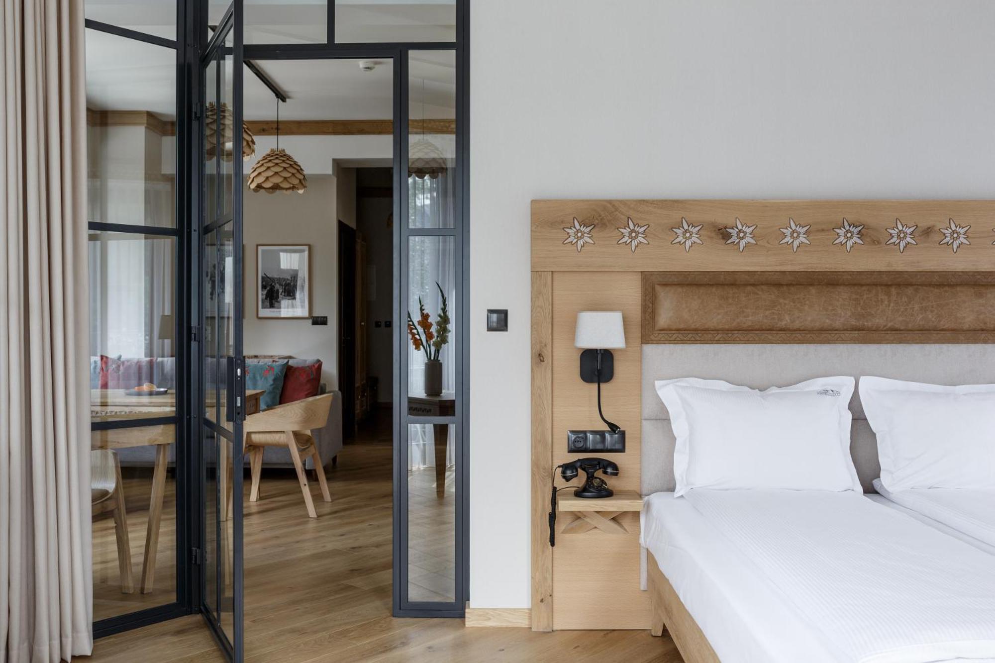 Aparthotel Cristina 4*